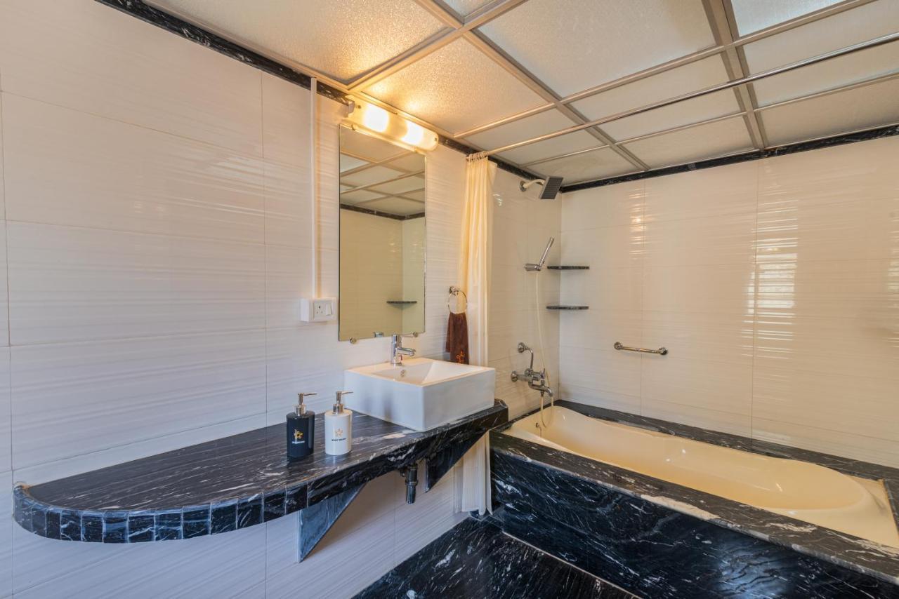 Saffronstays Grandiosa - 4 Bdr Pet-Friendly, Pool Villa Khandala Esterno foto